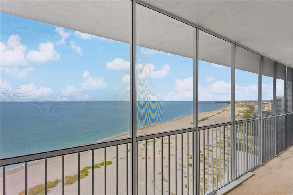 For Sale: $699,000 (2 beds, 2 baths, 1309 Square Feet)