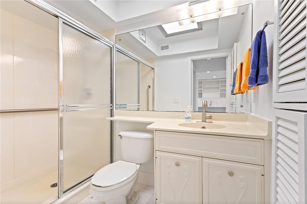 For Sale: $699,000 (2 beds, 2 baths, 1309 Square Feet)
