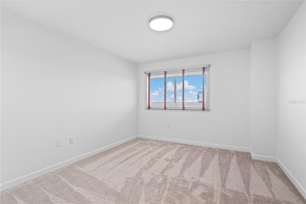 For Sale: $699,000 (2 beds, 2 baths, 1309 Square Feet)
