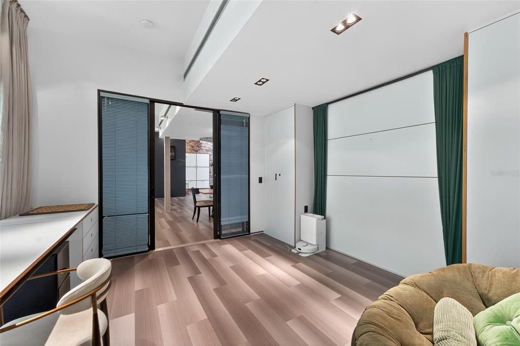 En Venta: $1,250,000 (4 camas, 5 baños, 2998 Pies cuadrados)