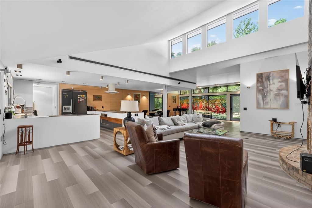 En Venta: $1,250,000 (4 camas, 5 baños, 2998 Pies cuadrados)