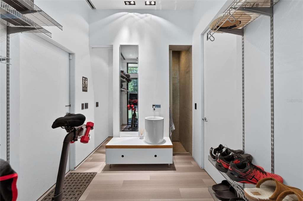 En Venta: $1,250,000 (4 camas, 5 baños, 2998 Pies cuadrados)