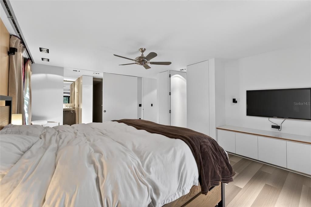 En Venta: $1,250,000 (4 camas, 5 baños, 2998 Pies cuadrados)
