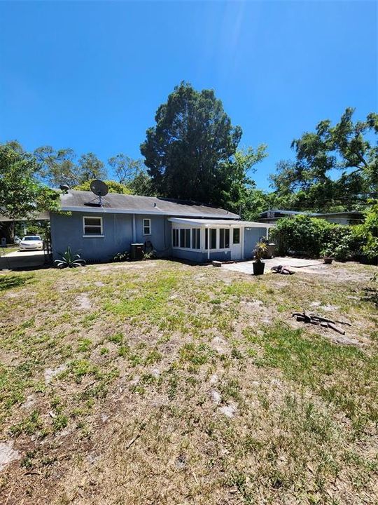For Sale: $335,000 (3 beds, 2 baths, 1240 Square Feet)