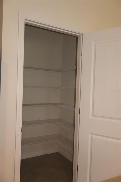En Venta: $369,999 (3 camas, 2 baños, 1724 Pies cuadrados)