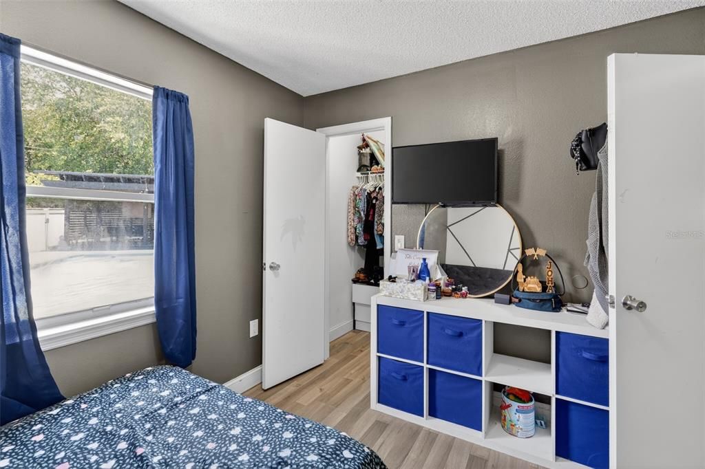 На продажу: $255,000 (3 спален, 2 ванн, 1109 Квадратных фут)