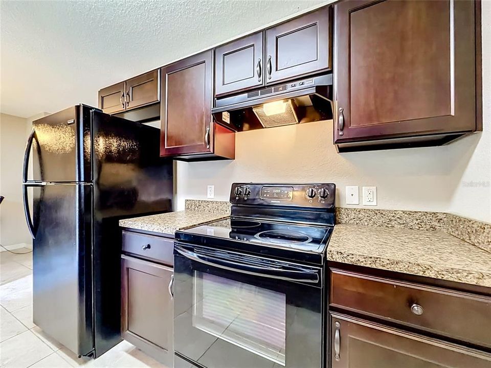 En Venta: $229,900 (3 camas, 2 baños, 1072 Pies cuadrados)