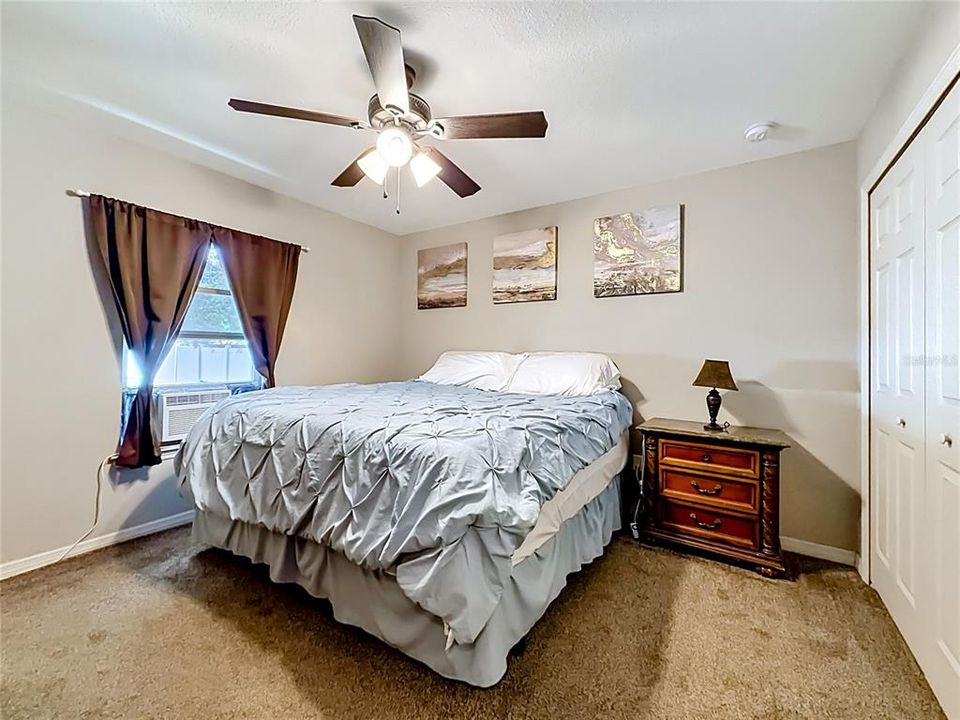 En Venta: $229,900 (3 camas, 2 baños, 1072 Pies cuadrados)