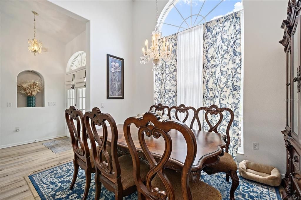 На продажу: $479,500 (3 спален, 2 ванн, 1979 Квадратных фут)