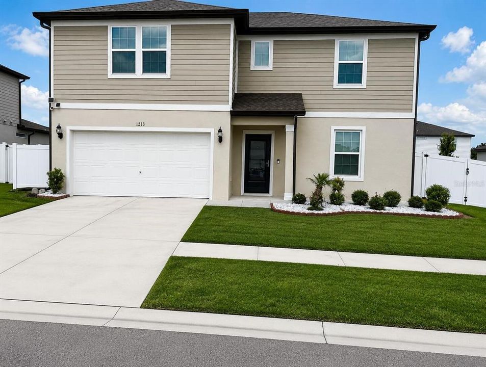 For Sale: $566,900 (4 beds, 3 baths, 2894 Square Feet)
