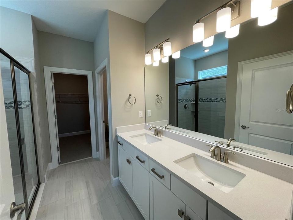 For Sale: $559,000 (4 beds, 3 baths, 2830 Square Feet)