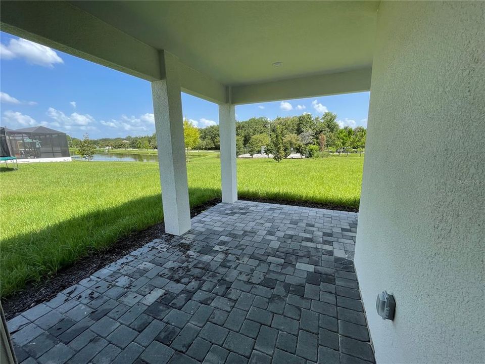 For Sale: $559,000 (4 beds, 3 baths, 2830 Square Feet)