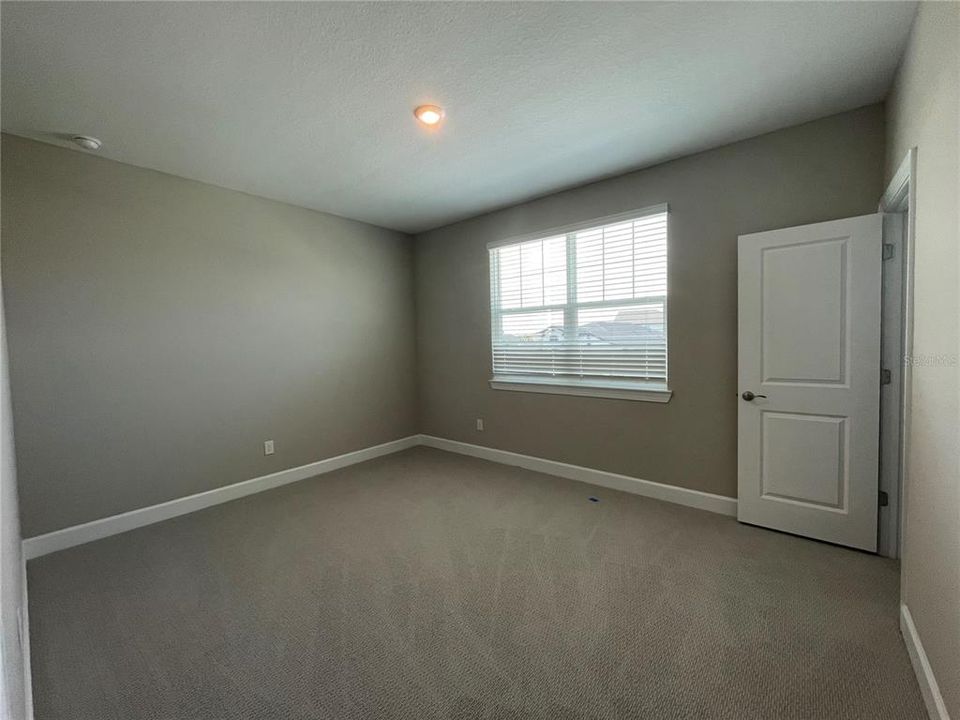 For Sale: $559,000 (4 beds, 3 baths, 2830 Square Feet)