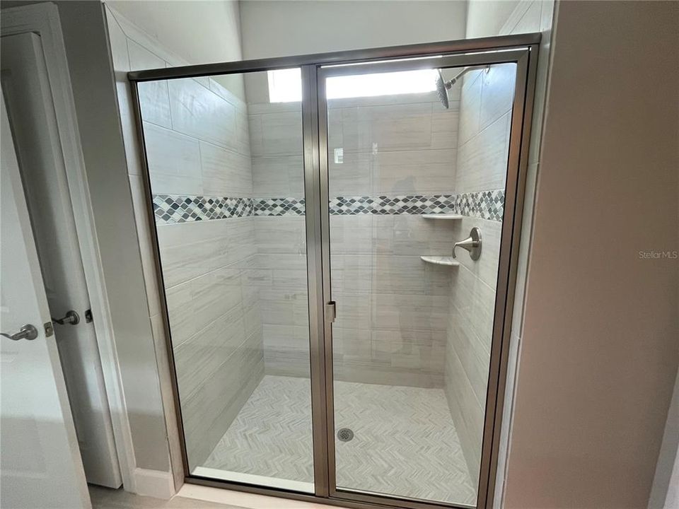 For Sale: $559,000 (4 beds, 3 baths, 2830 Square Feet)