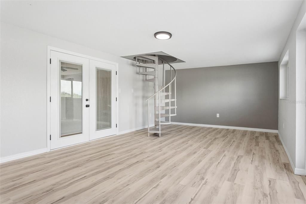 En Venta: $474,900 (5 camas, 3 baños, 2454 Pies cuadrados)