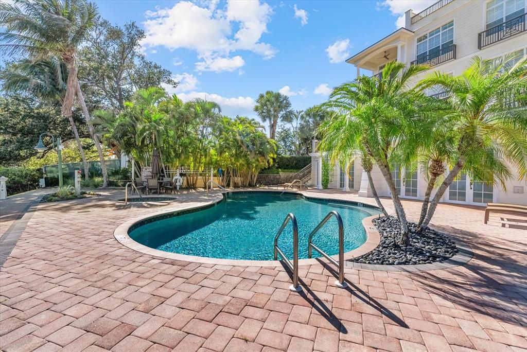 En Venta: $2,799,000 (3 camas, 3 baños, 2511 Pies cuadrados)