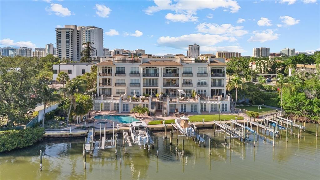 En Venta: $2,799,000 (3 camas, 3 baños, 2511 Pies cuadrados)