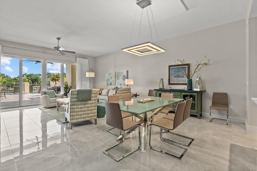 En Venta: $2,799,000 (3 camas, 3 baños, 2511 Pies cuadrados)