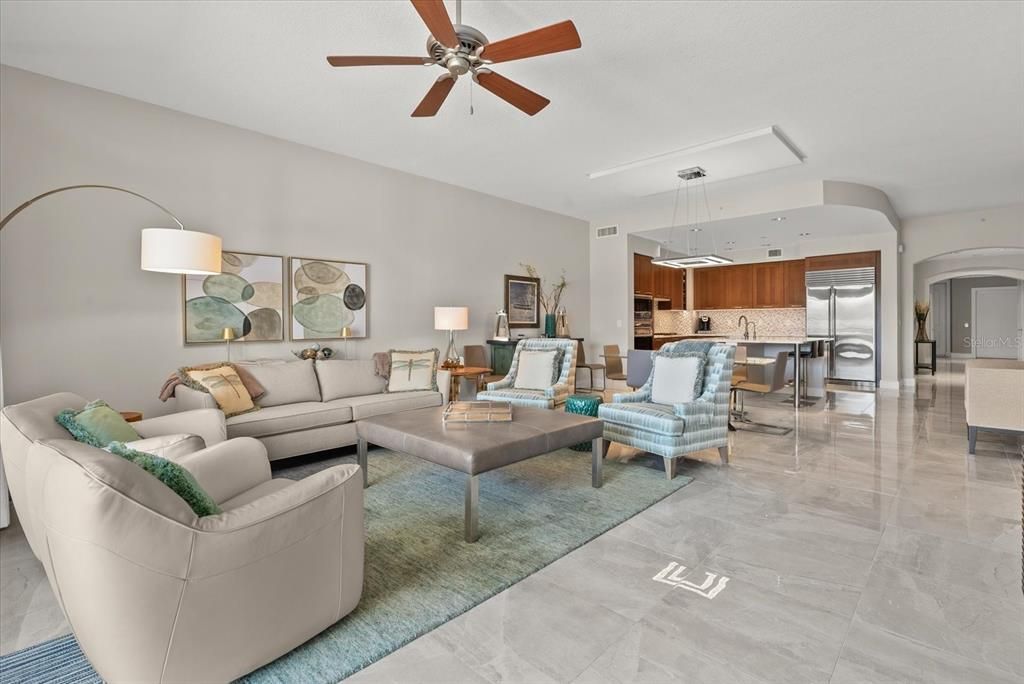 En Venta: $2,799,000 (3 camas, 3 baños, 2511 Pies cuadrados)