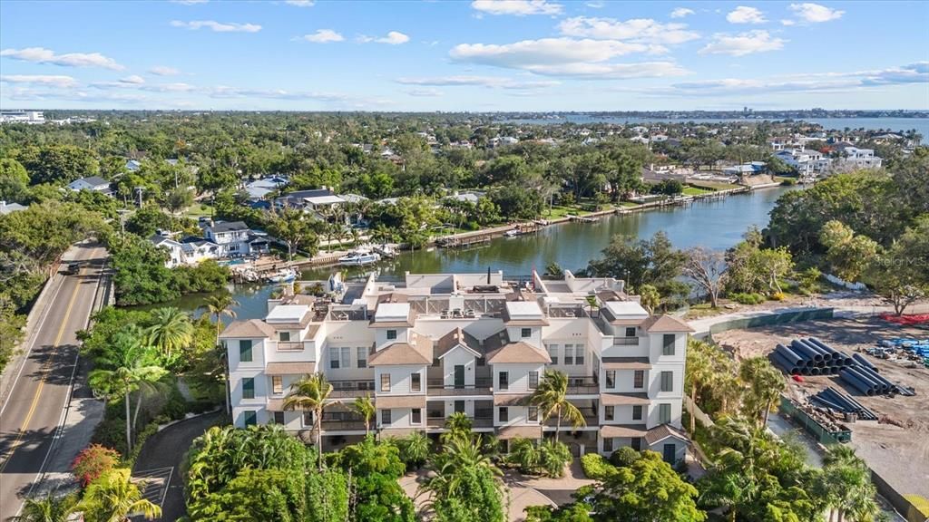 En Venta: $2,799,000 (3 camas, 3 baños, 2511 Pies cuadrados)