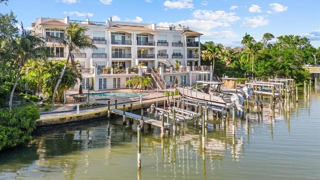 En Venta: $2,799,000 (3 camas, 3 baños, 2511 Pies cuadrados)