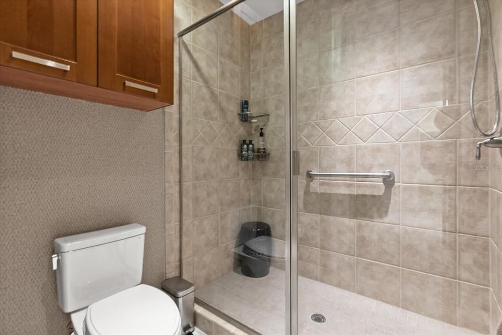 En Venta: $2,799,000 (3 camas, 3 baños, 2511 Pies cuadrados)