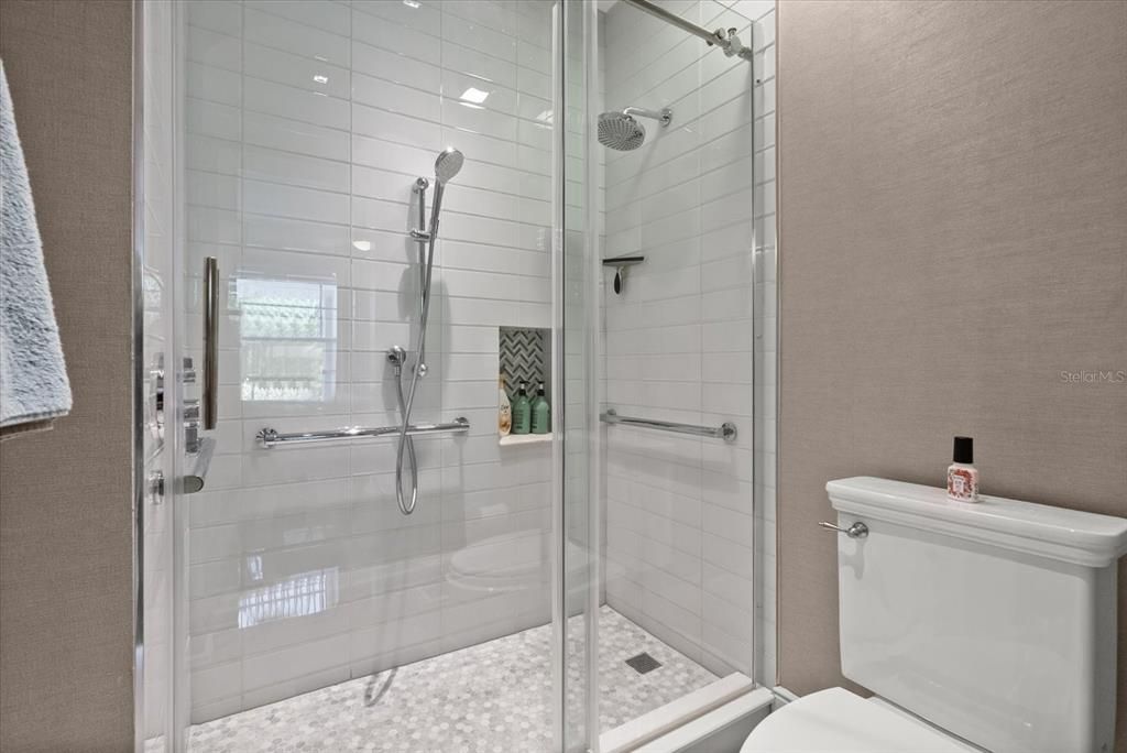 En Venta: $2,799,000 (3 camas, 3 baños, 2511 Pies cuadrados)