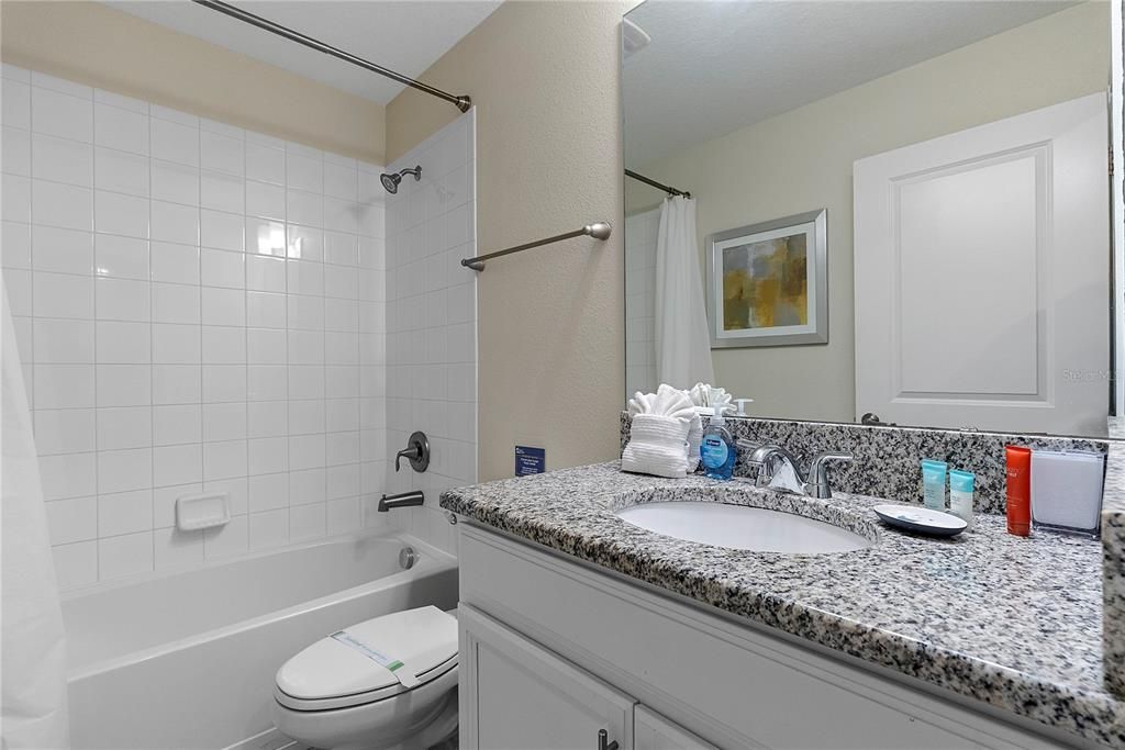 Active With Contract: $530,000 (6 beds, 5 baths, 3291 Square Feet)