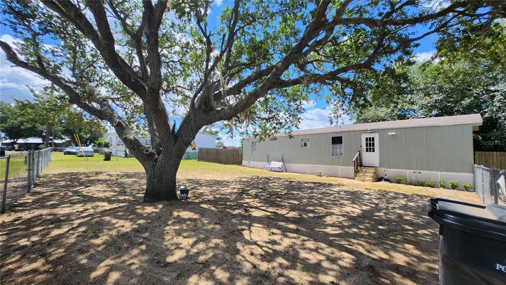 Vendido Recientemente: $95,000 (2 camas, 2 baños, 728 Pies cuadrados)