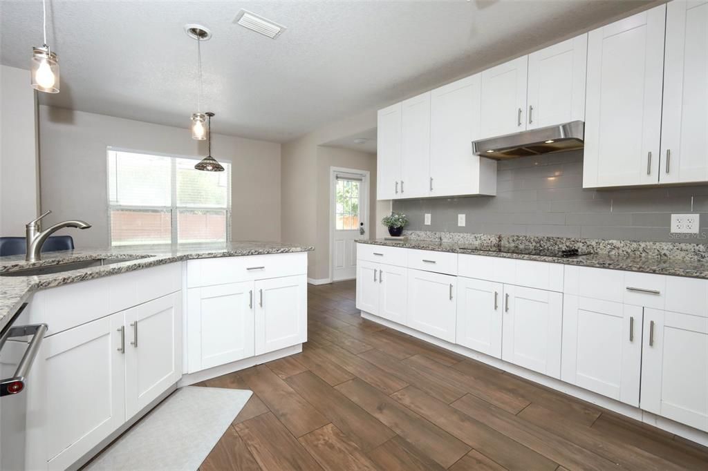 For Sale: $725,000 (6 beds, 4 baths, 3572 Square Feet)