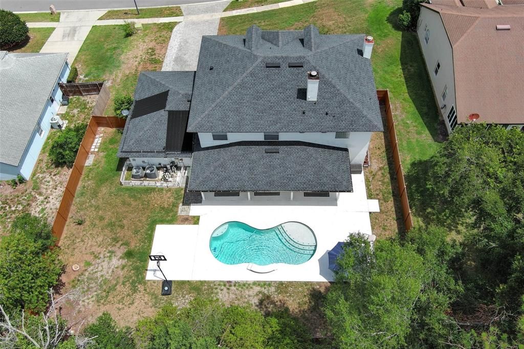 For Sale: $725,000 (6 beds, 4 baths, 3572 Square Feet)