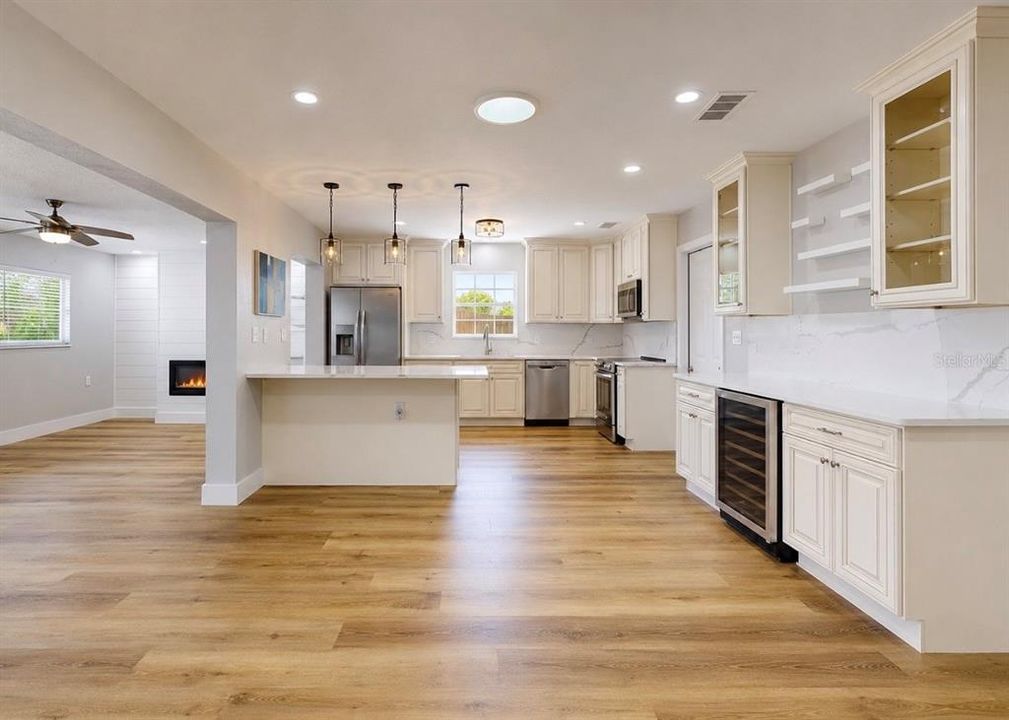 For Rent: $3,500 (3 beds, 2 baths, 1810 Square Feet)
