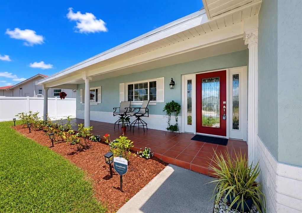 For Rent: $3,500 (3 beds, 2 baths, 1810 Square Feet)