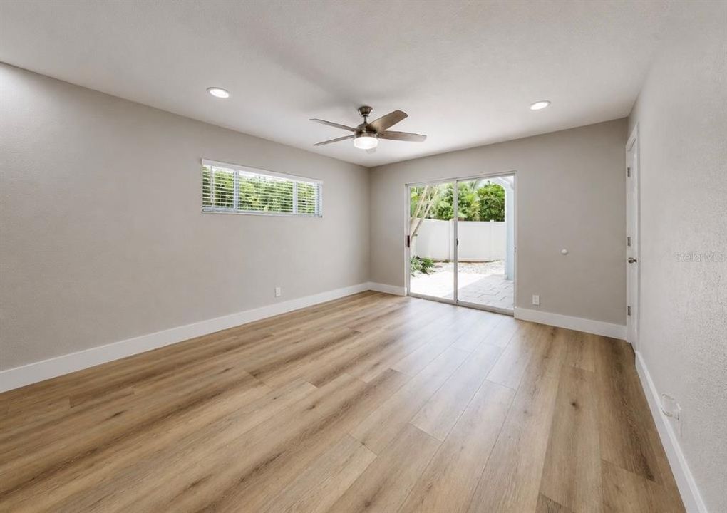 For Rent: $3,500 (3 beds, 2 baths, 1810 Square Feet)