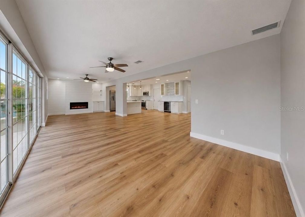 For Rent: $3,500 (3 beds, 2 baths, 1810 Square Feet)