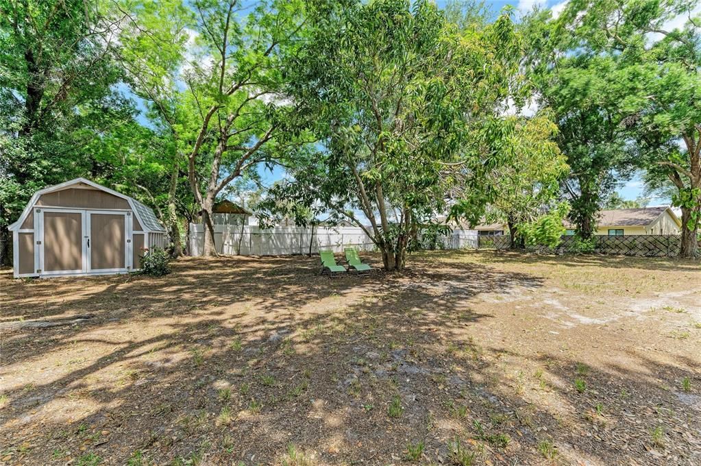 Activo con contrato: $325,000 (3 camas, 1 baños, 1078 Pies cuadrados)