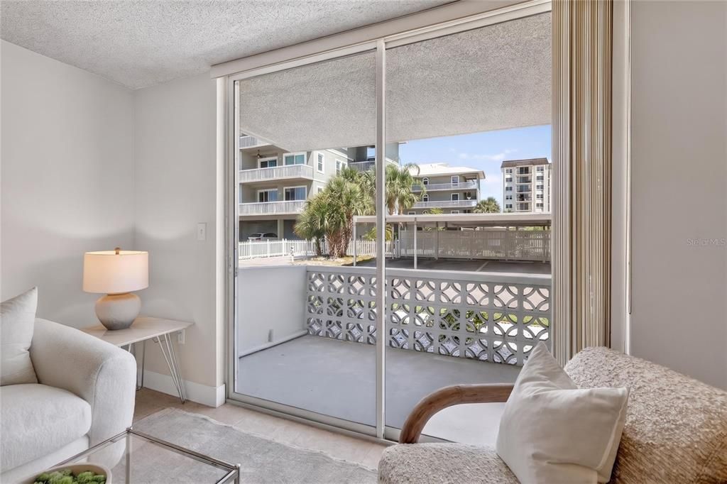 En Venta: $238,000 (2 camas, 2 baños, 1181 Pies cuadrados)