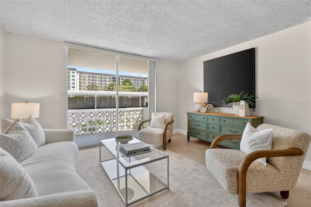 En Venta: $238,000 (2 camas, 2 baños, 1181 Pies cuadrados)