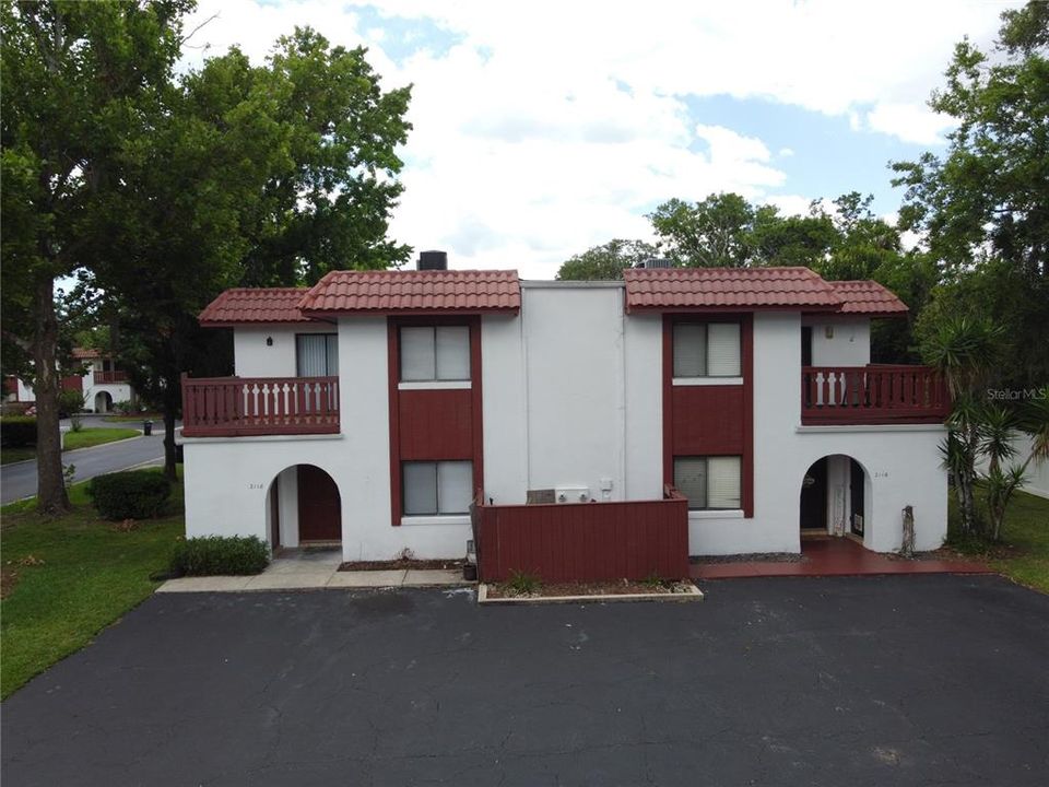 Activo con contrato: $199,900 (2 camas, 2 baños, 1361 Pies cuadrados)