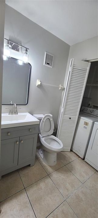 Activo con contrato: $199,900 (2 camas, 2 baños, 1361 Pies cuadrados)