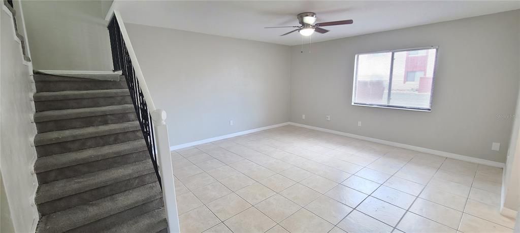 Activo con contrato: $199,900 (2 camas, 2 baños, 1361 Pies cuadrados)