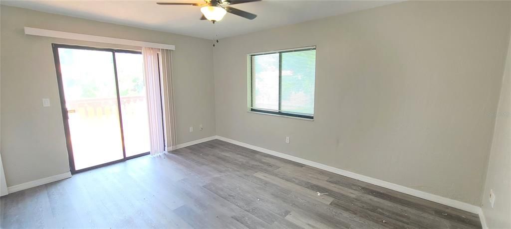 Activo con contrato: $199,900 (2 camas, 2 baños, 1361 Pies cuadrados)