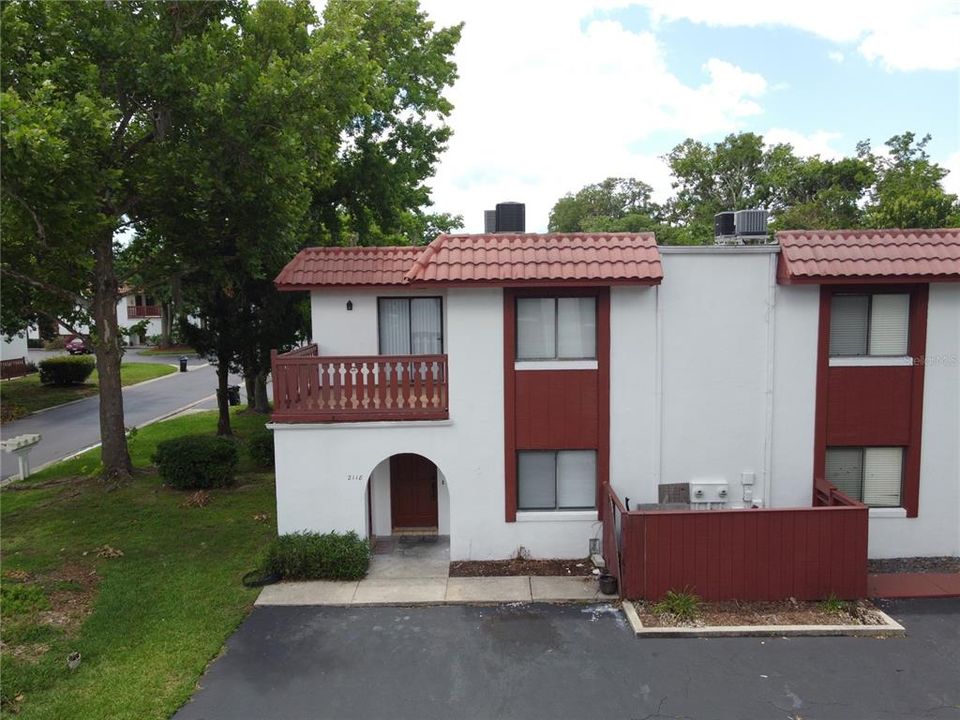 Activo con contrato: $199,900 (2 camas, 2 baños, 1361 Pies cuadrados)