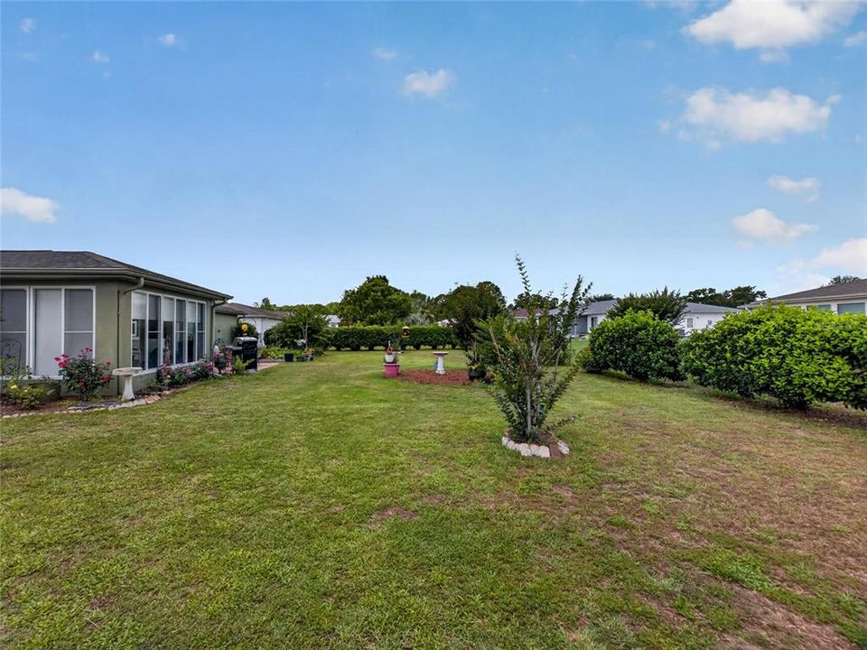 For Sale: $179,900 (2 beds, 2 baths, 1258 Square Feet)
