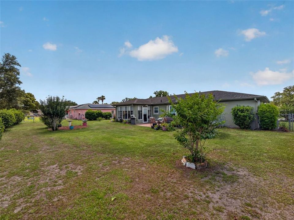 For Sale: $179,900 (2 beds, 2 baths, 1258 Square Feet)