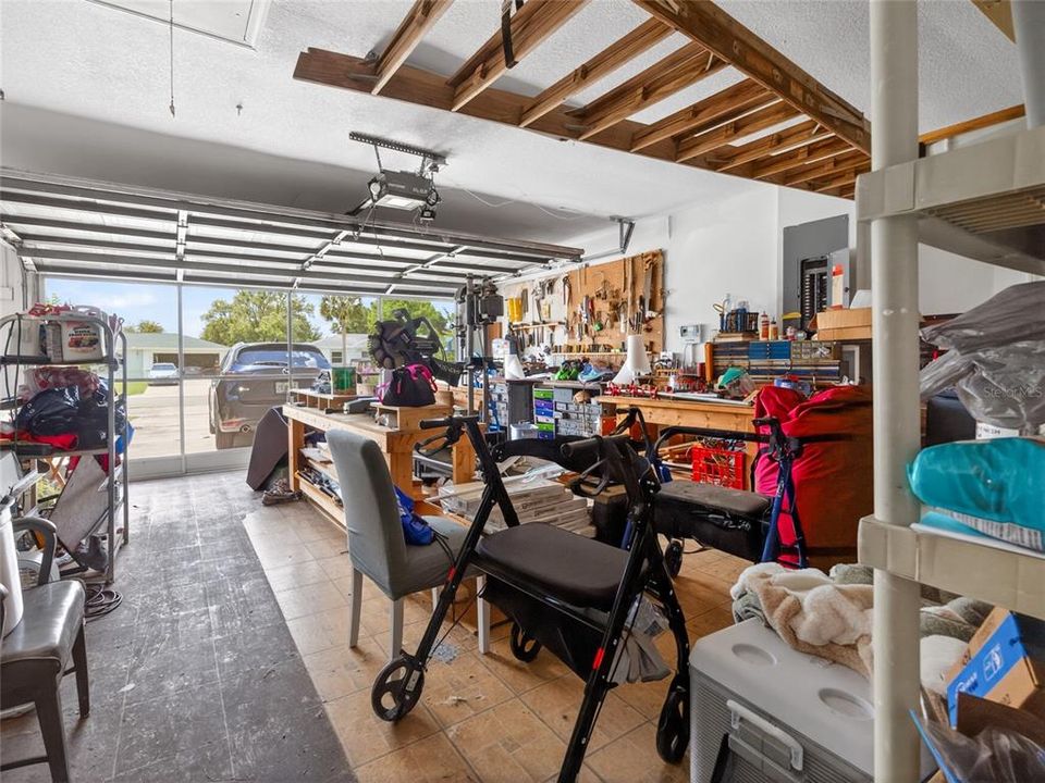 For Sale: $179,900 (2 beds, 2 baths, 1258 Square Feet)