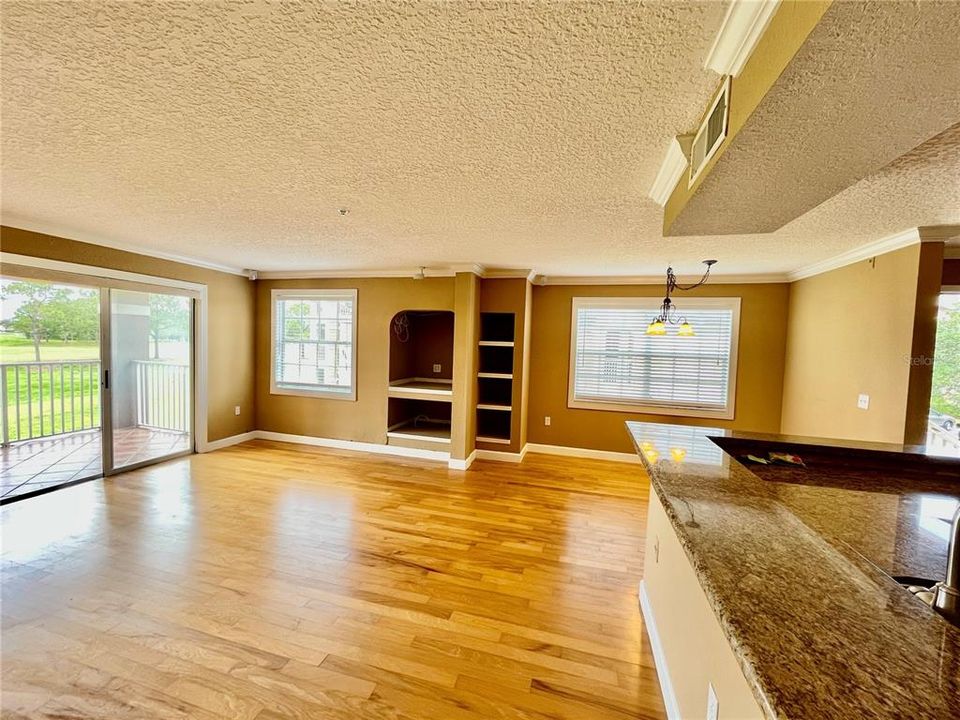 В аренду: $1,895 (2 спален, 2 ванн, 1288 Квадратных фут)