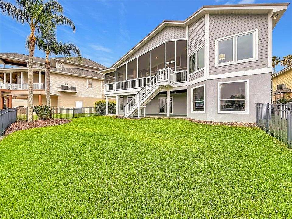 En Venta: $849,999 (3 camas, 2 baños, 2058 Pies cuadrados)