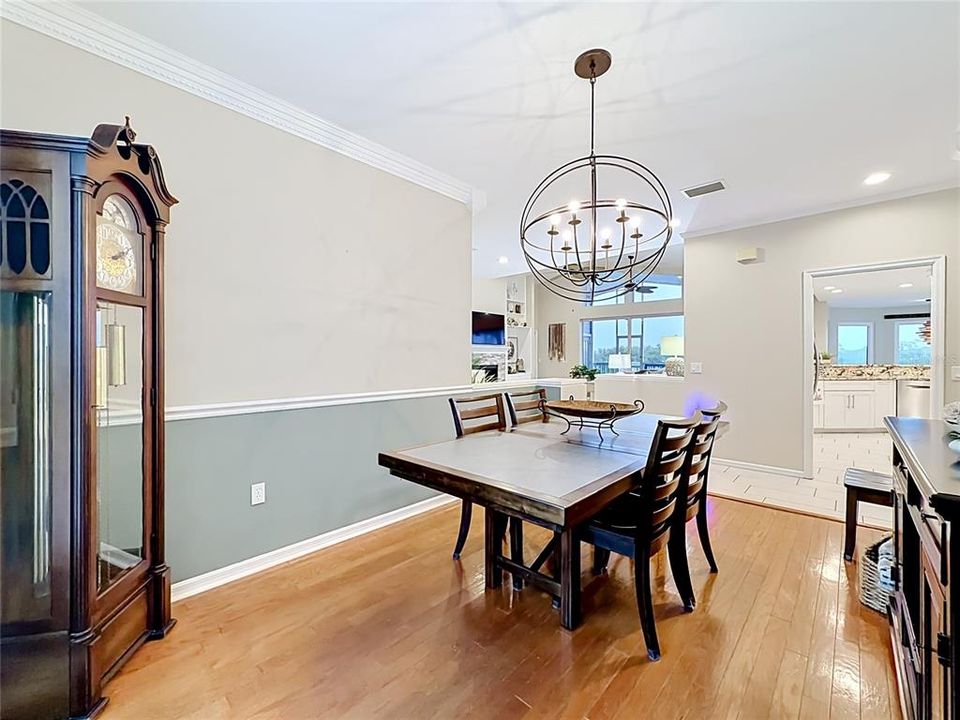 En Venta: $849,999 (3 camas, 2 baños, 2058 Pies cuadrados)