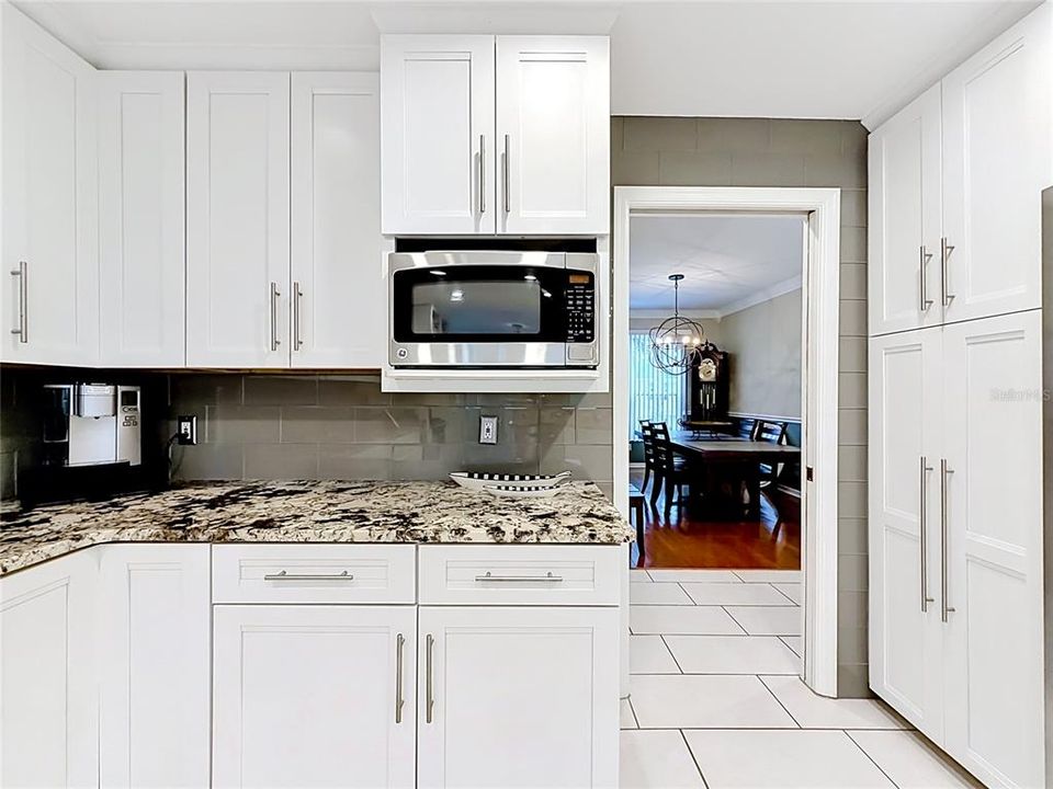 En Venta: $849,999 (3 camas, 2 baños, 2058 Pies cuadrados)
